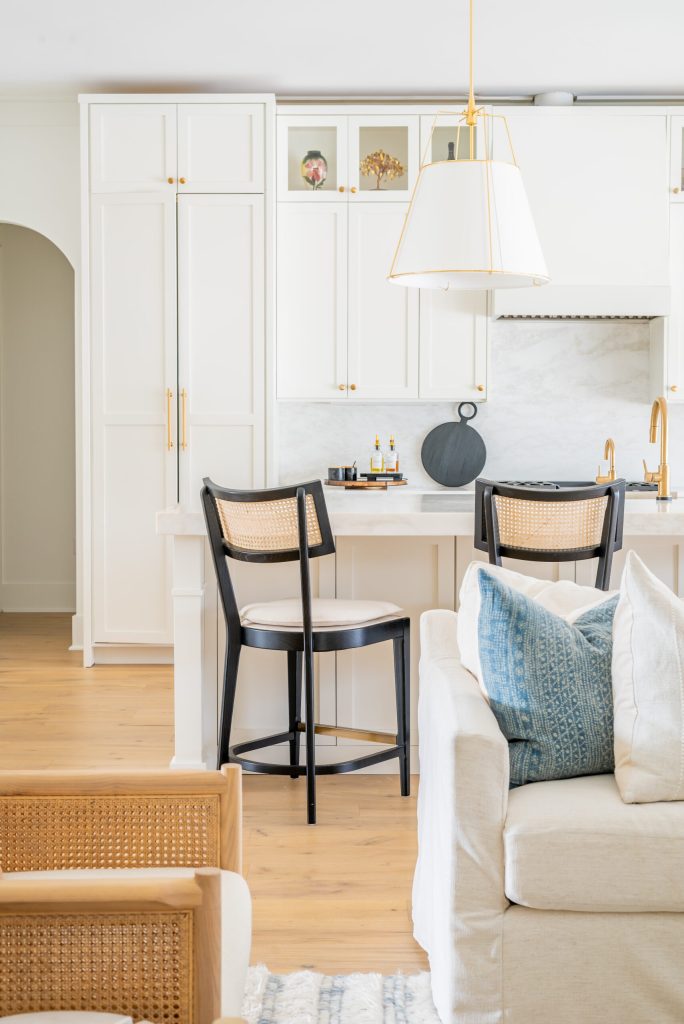 Family to Kitchen Stock Real Estate and Interior Design Leslie Anne Home